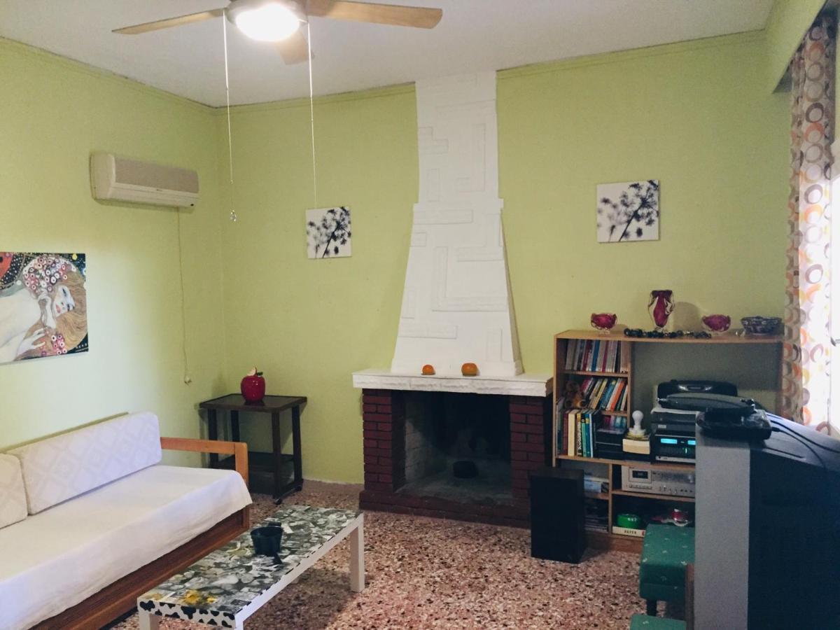Rose'S Place Artemida  Luaran gambar